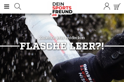Um den hohen UX-Ansprchen gerecht zu werden, die wir uns in diesem Projekt gemeinsam mit DeinSportsfreund gesetzt hatten, haben wir ein mobiles Men in Daumenreichweite entwickelt. Durch den Einsatz von geschickt platzierten Scroll-Events ist auch der JTL-Shop performant dazu in der Lage eine Navigationsleiste off-Standard darzustellen. 