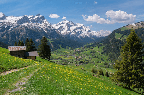 Schweiz-Landschaft.png